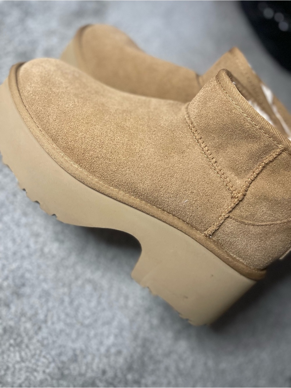UGG Women's Classic Ultra Mini New Heights Chesnut 10